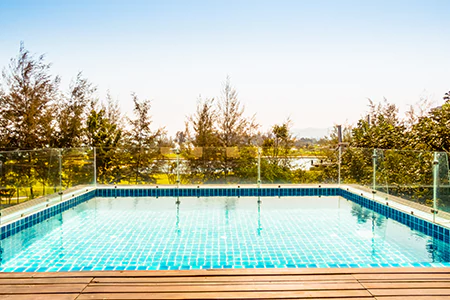 Cost of Glass Pool Fence Repair in The Hammocks, FL