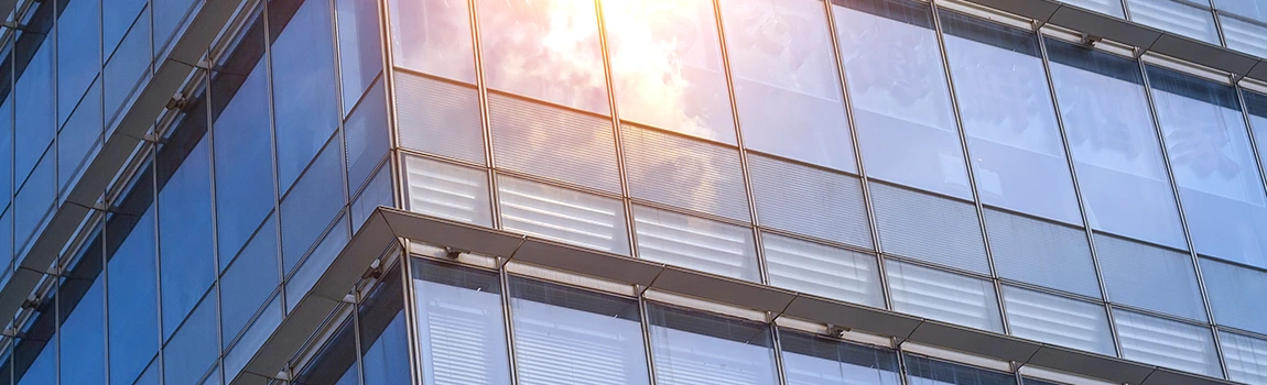 UV-Resistant Glass Experts&nbsp;in The Hammocks, FL